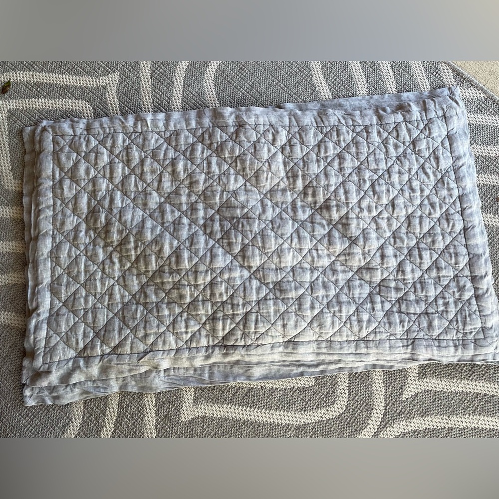 2x Pottery BarnBelgian flax linen diamond quilted king covers set of 2